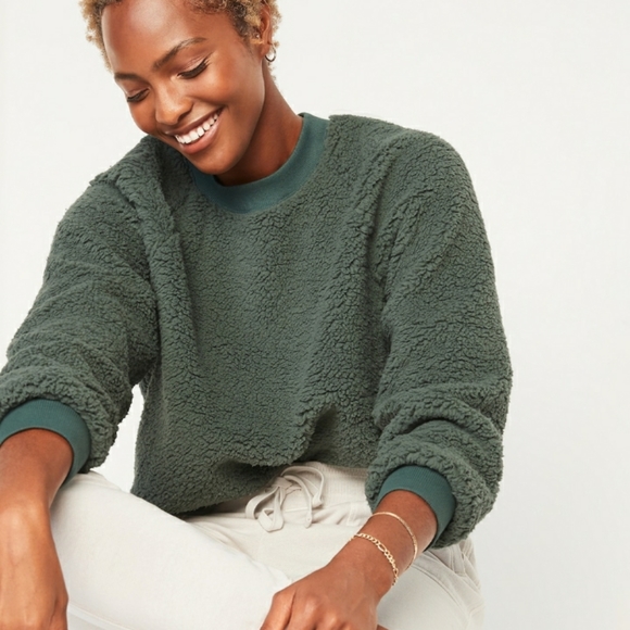 old navy sherpa sweatshirt